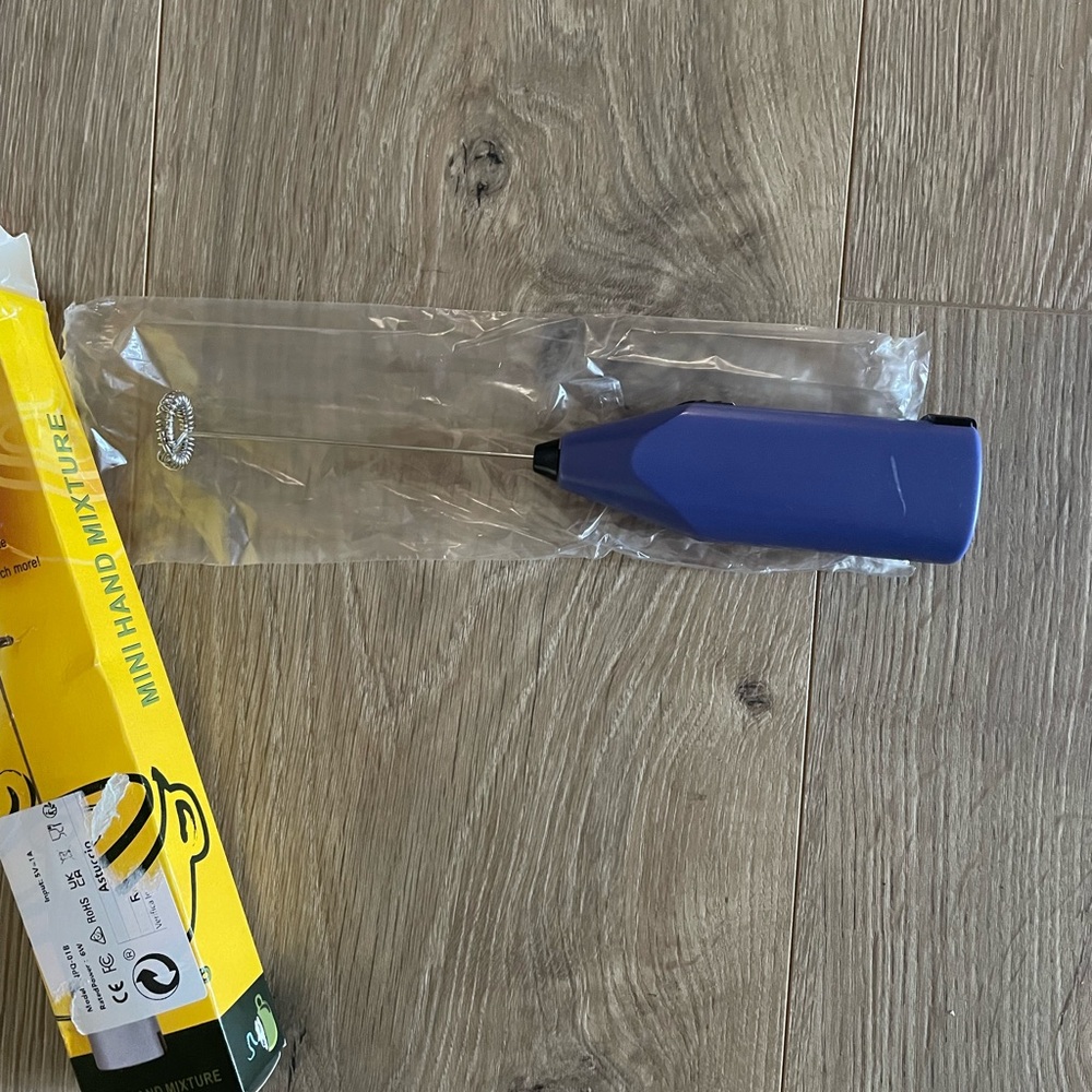 Mini Hand Mixer - Picture 2 of 2